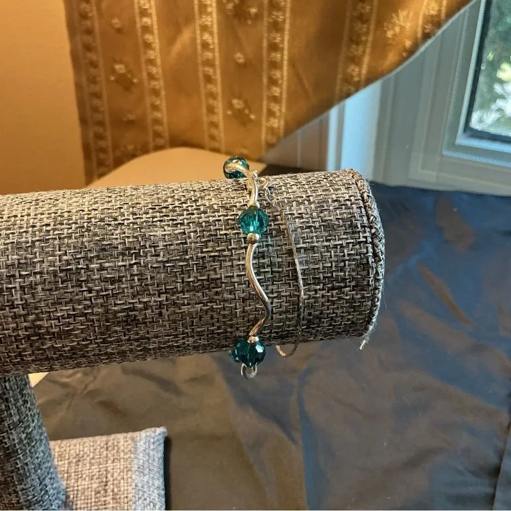 Set of 2 Silver and Teal Bracelets